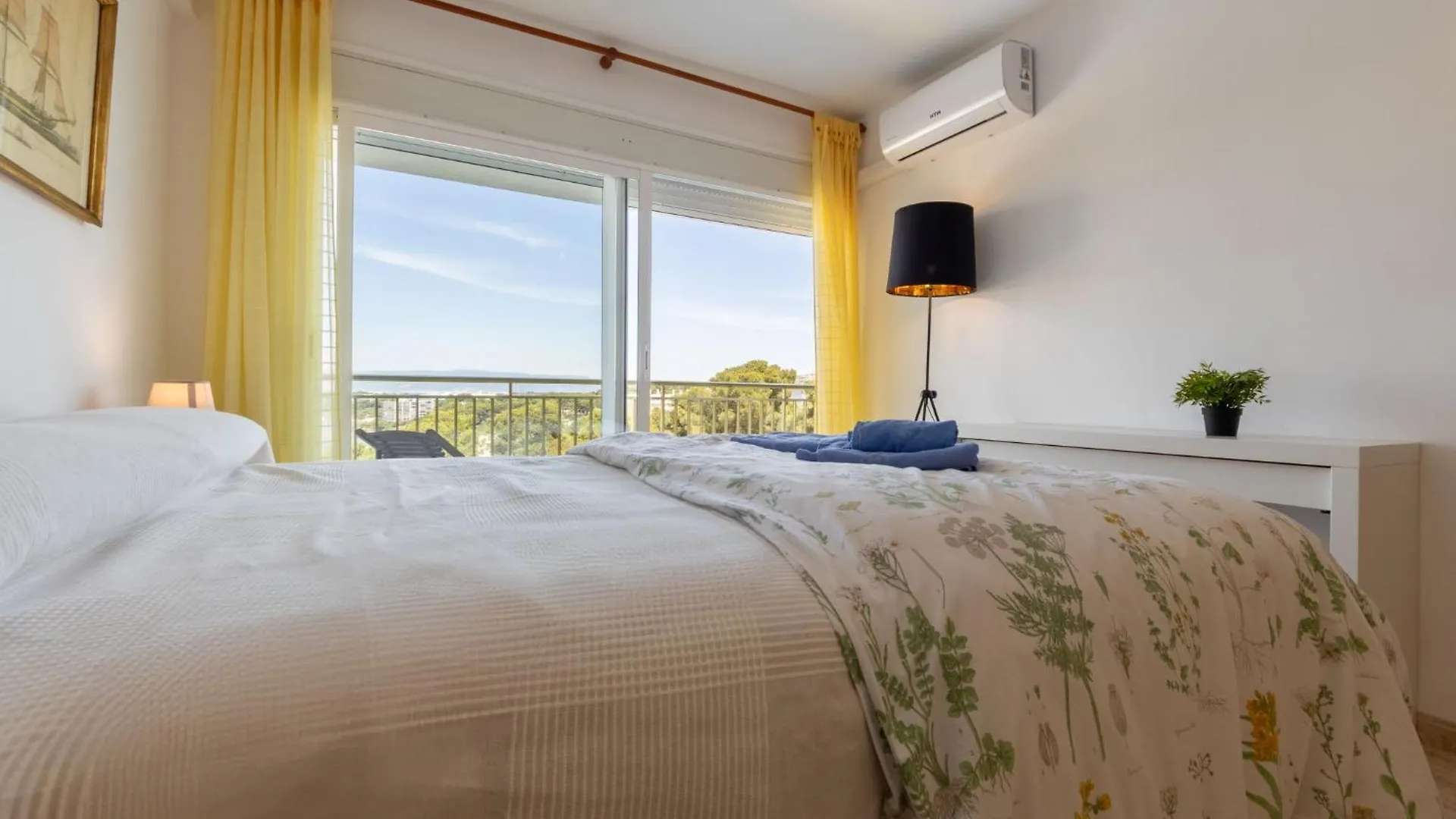 Apartment Ulises By Interhome Salou